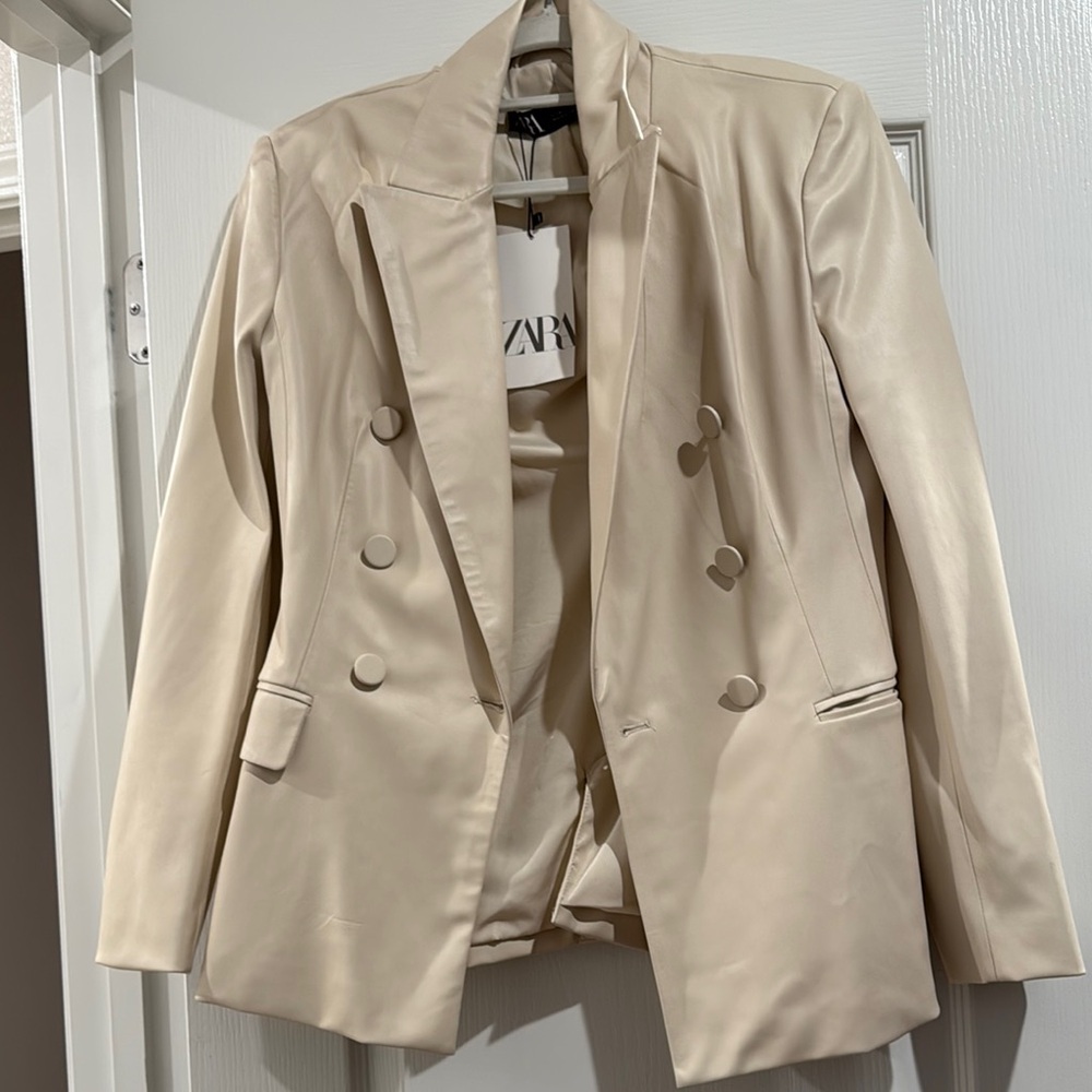 Zara Cream Double-Breasted Women's Blazer